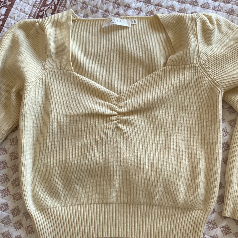 Never worn ASTR the label sweater